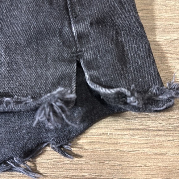Abercrombie & Fitch Charcoal High-Rise Shorts the mom short high‎ rise 28 / 6 - Picture 5 of 10